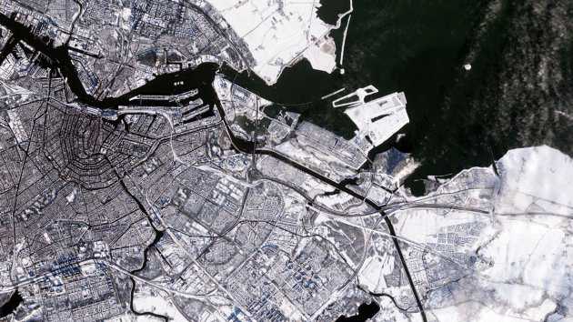 Satellite image of snow cover in Amsterdam, Netherlands